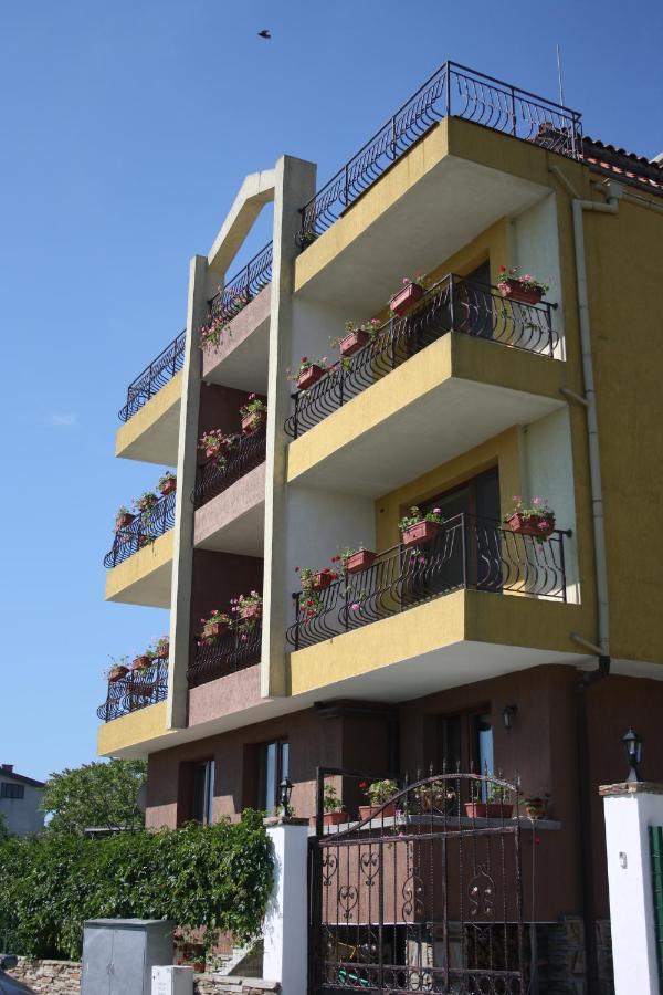 Family Hotel Akra 切尔诺莫雷茨 外观 照片