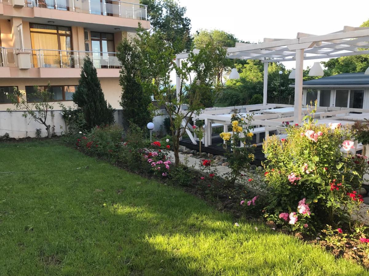 Family Hotel Akra 切尔诺莫雷茨 外观 照片