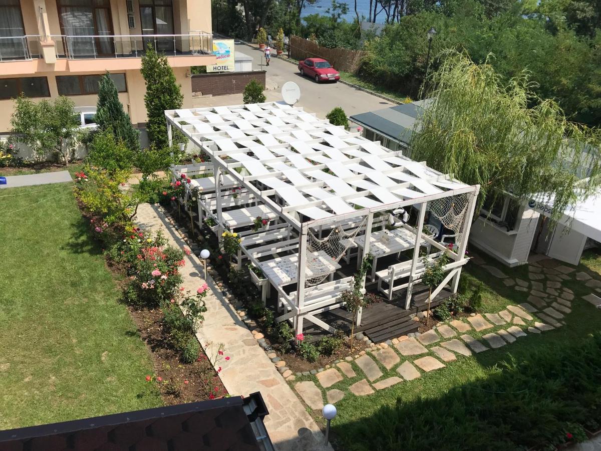 Family Hotel Akra 切尔诺莫雷茨 外观 照片