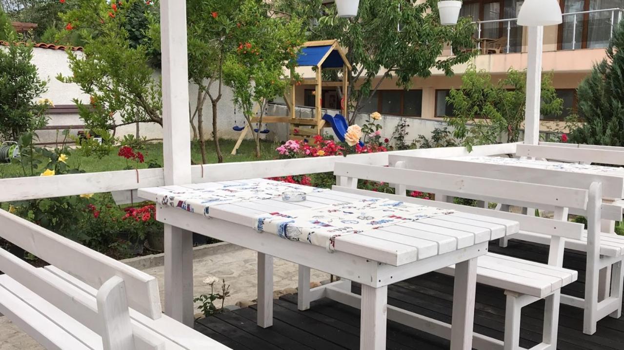 Family Hotel Akra 切尔诺莫雷茨 外观 照片